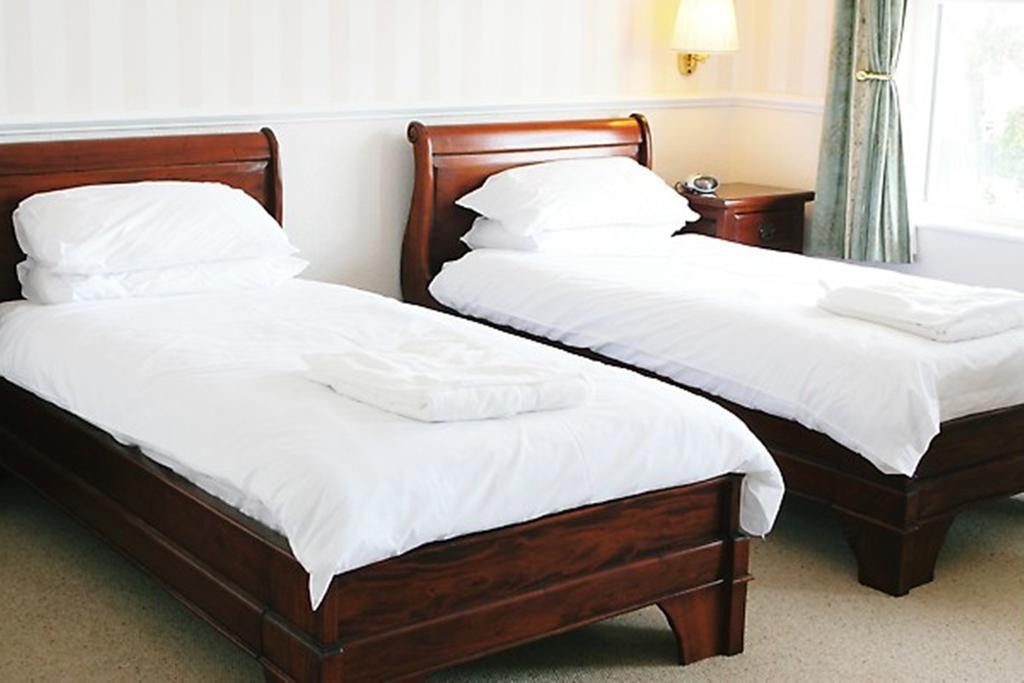 Cliff Head Hotel Carlyon Bay Pokoj fotografie